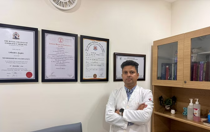 डॉ. लोकेंद्र बोले:एक्सीडेंट के बाद चंद सेकेंड की बेहोशी या एक उल्टी आना है जानलेवा, ये हैं पांच रेड फ्लैग साइन